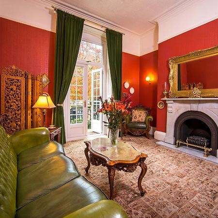 فندق يوركفي  Alhambra Court المظهر الخارجي الصورة